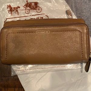 Coach Campbell Double Zip Wallet